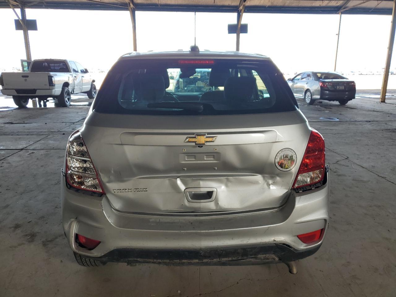 2018 Chevrolet Trax Ls - Image 6