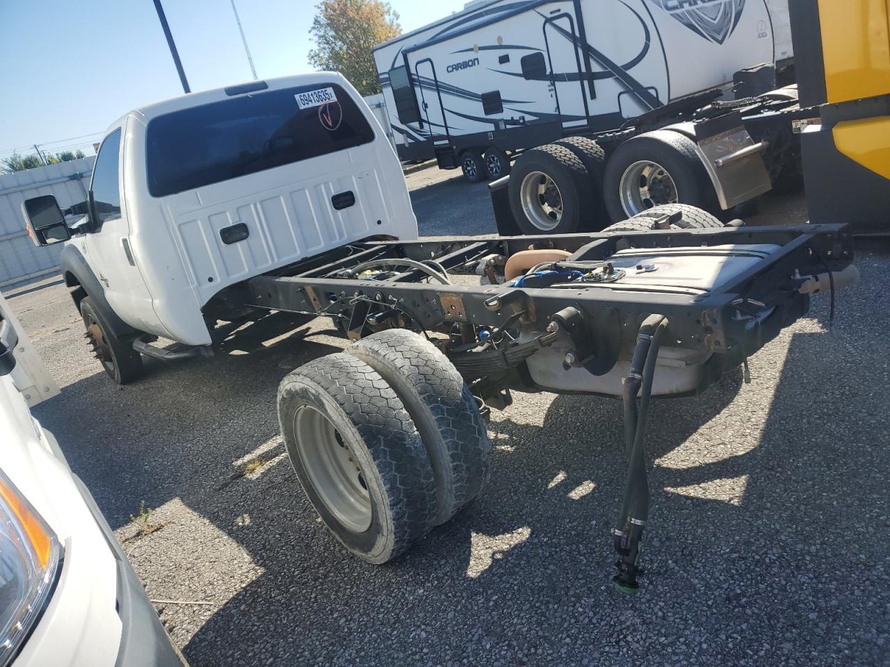 2016 Ford F450 Super Duty - Image 2