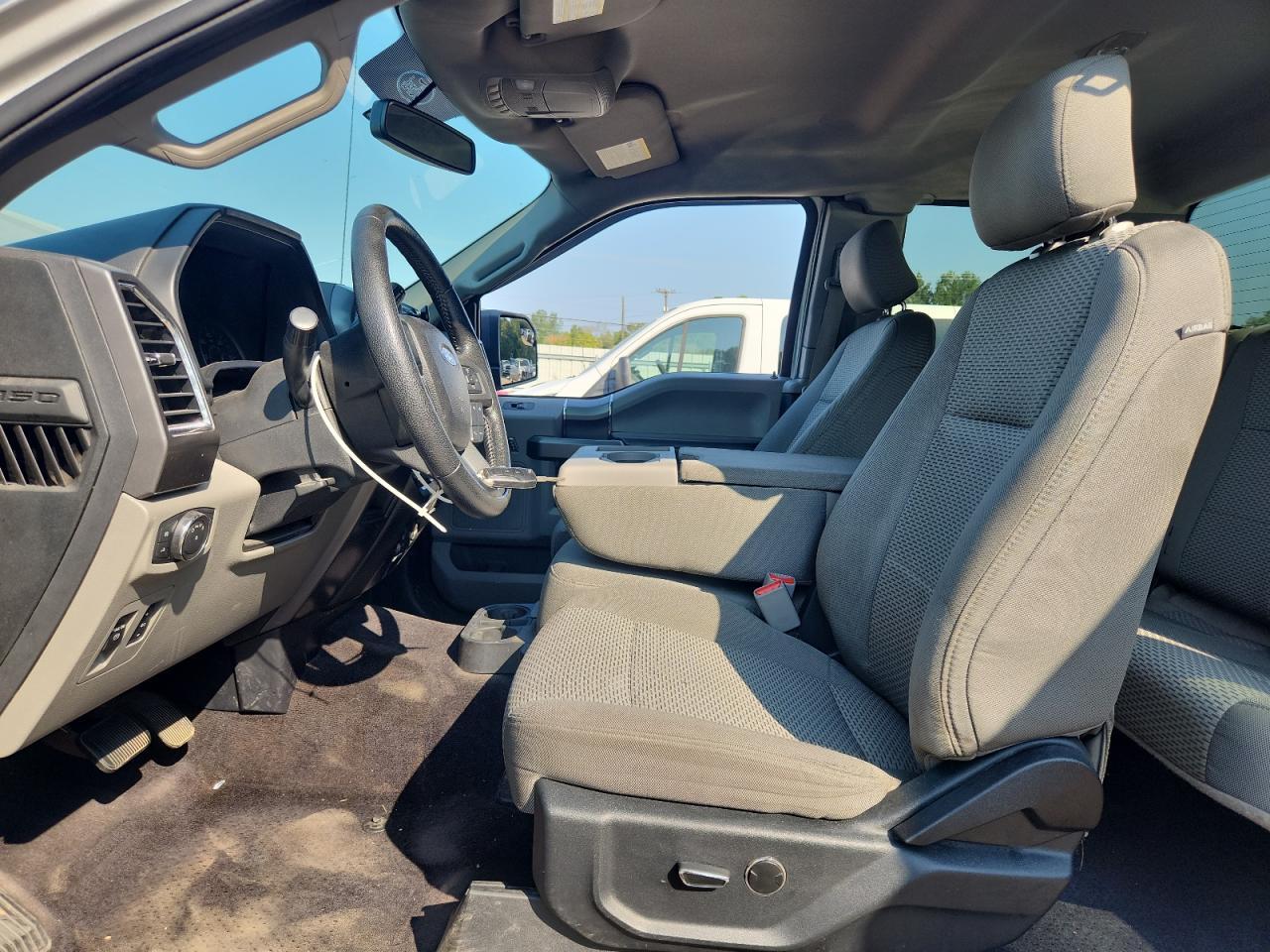 2015 Ford F150 Super Cab - Фото 7