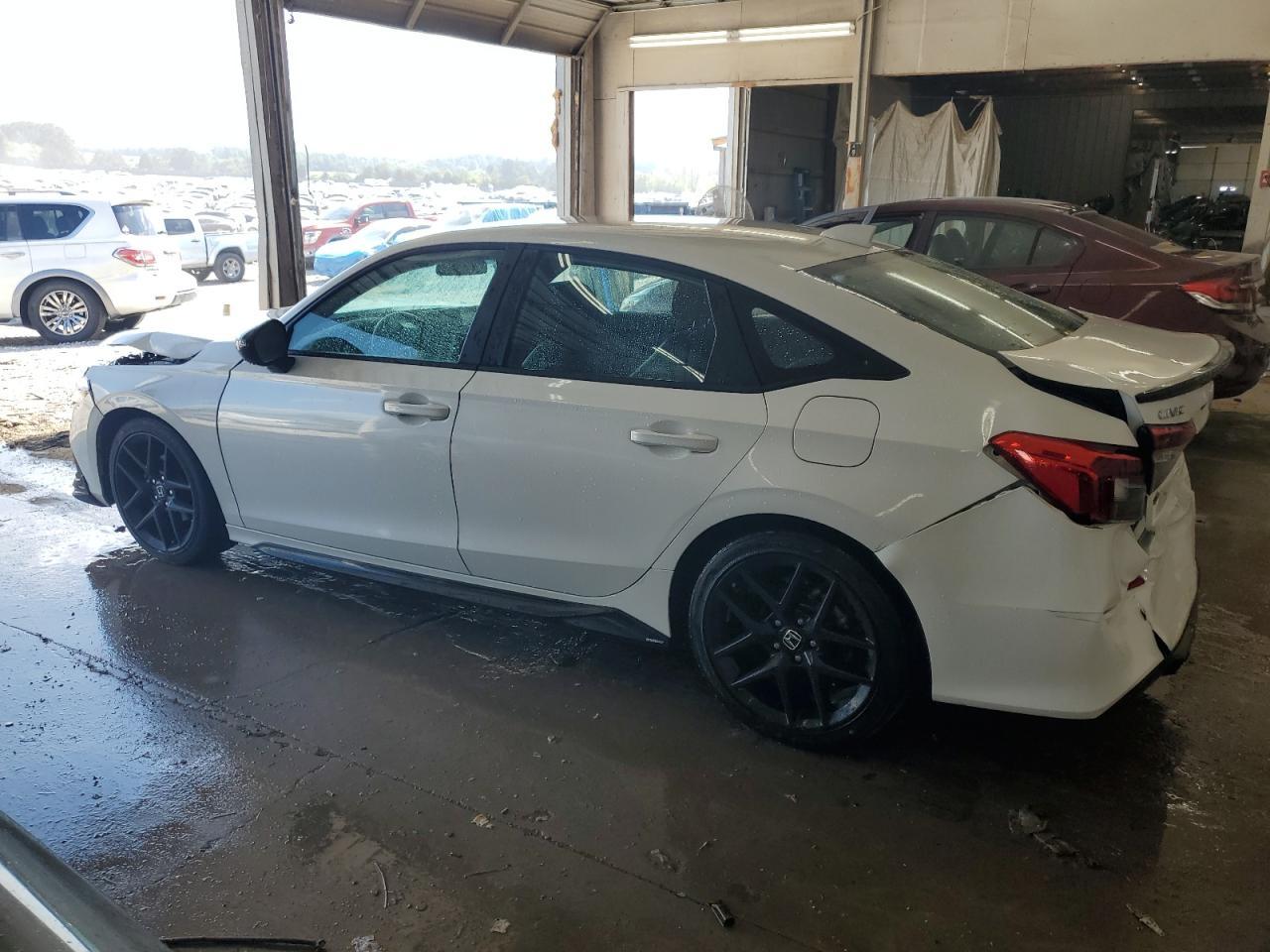 2022 Honda Civic Sport - Фото 2