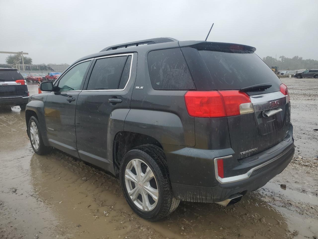2017 GMC Terrain Sle - Image 2