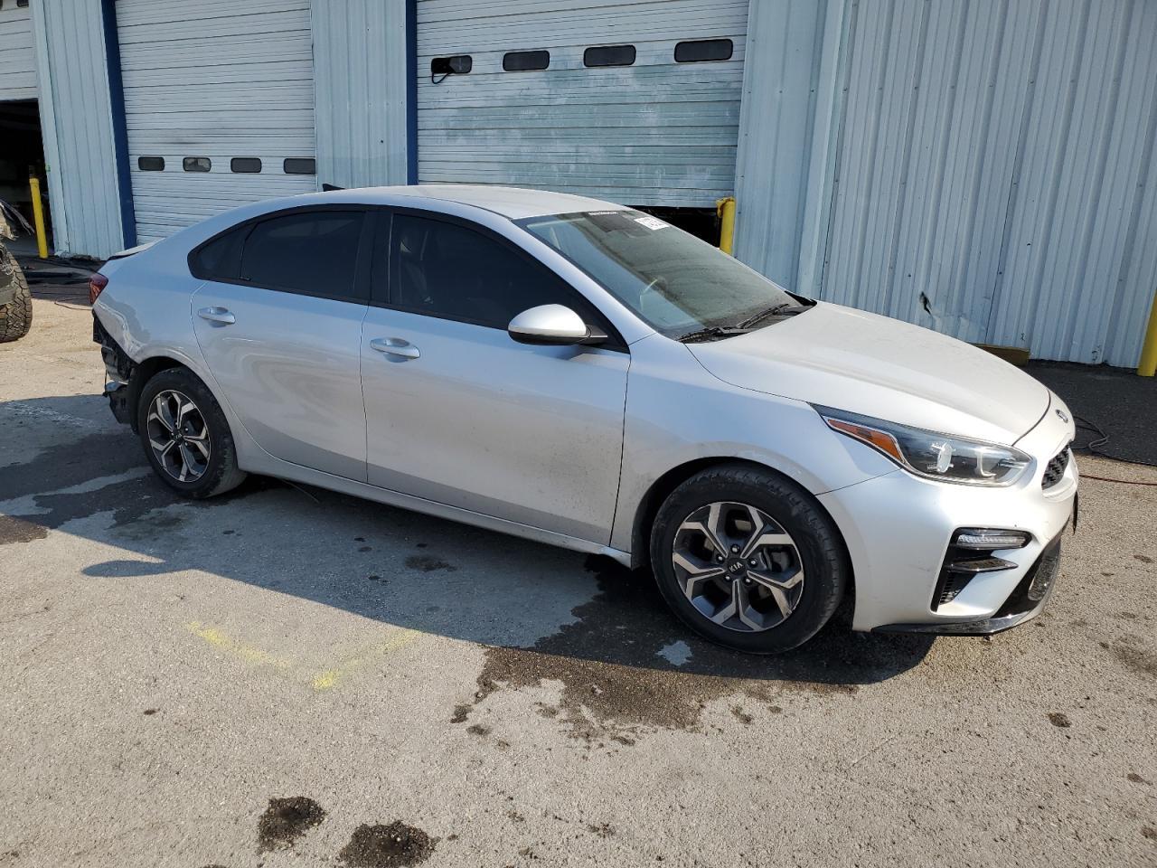 2021 Kia Forte Fe - Фото 4