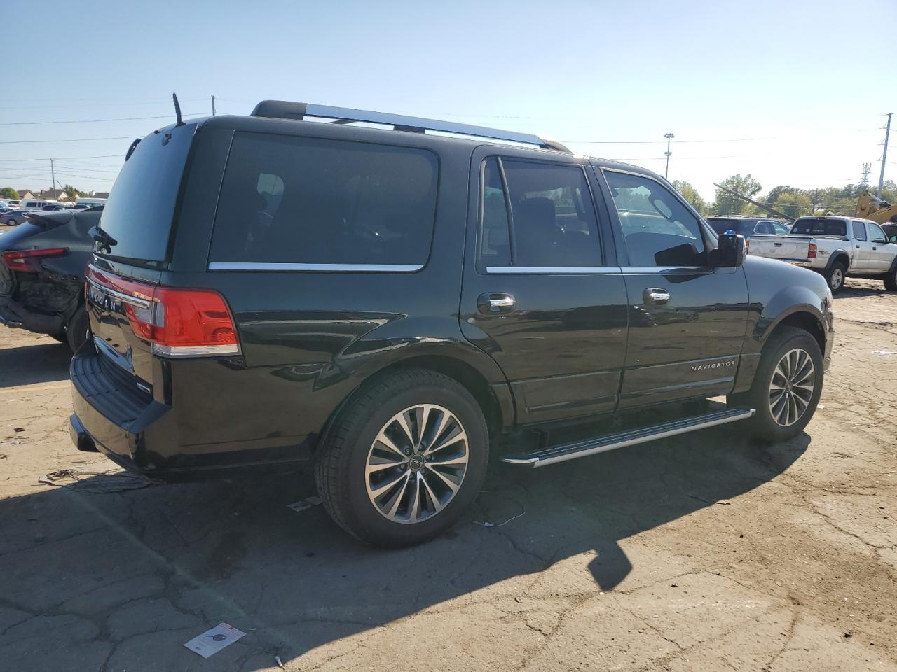 2015 Lincoln Navigator - Фото 3