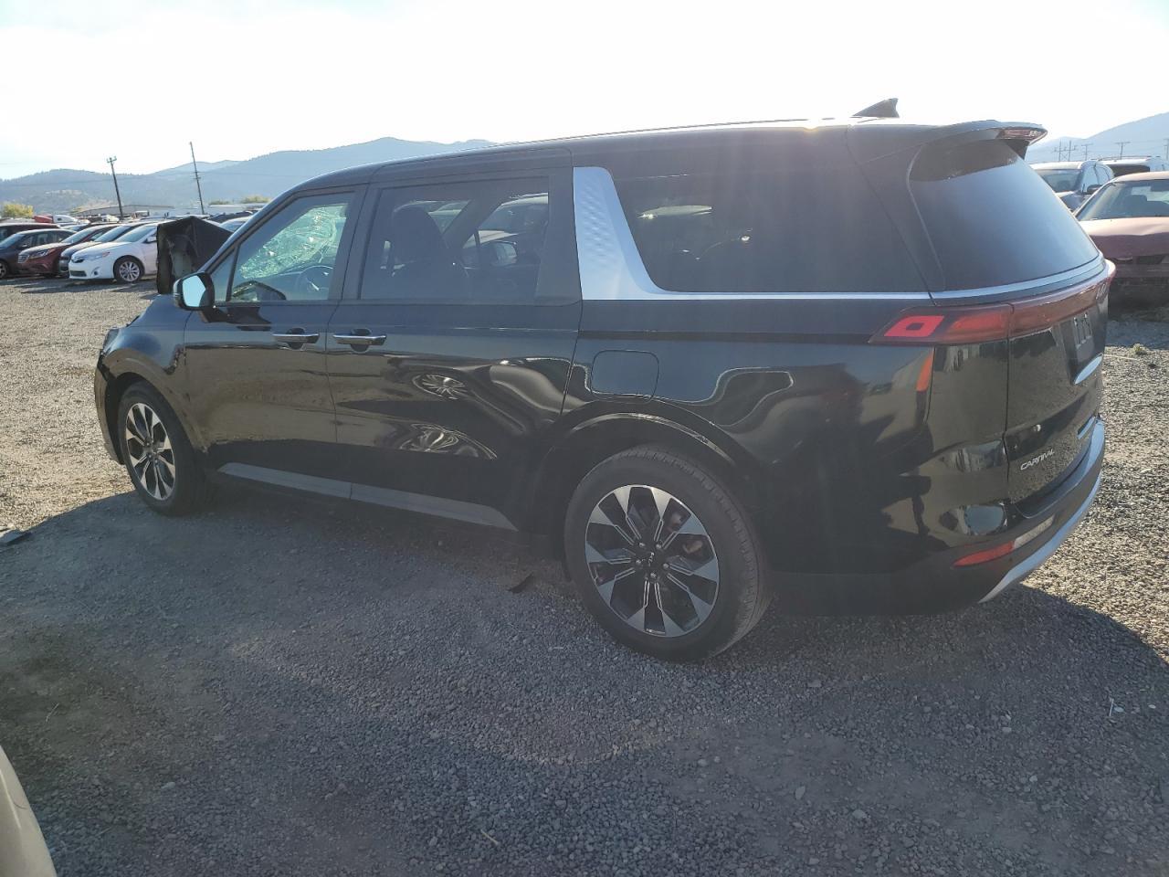 2024 Kia Carnival Ex - Image 2