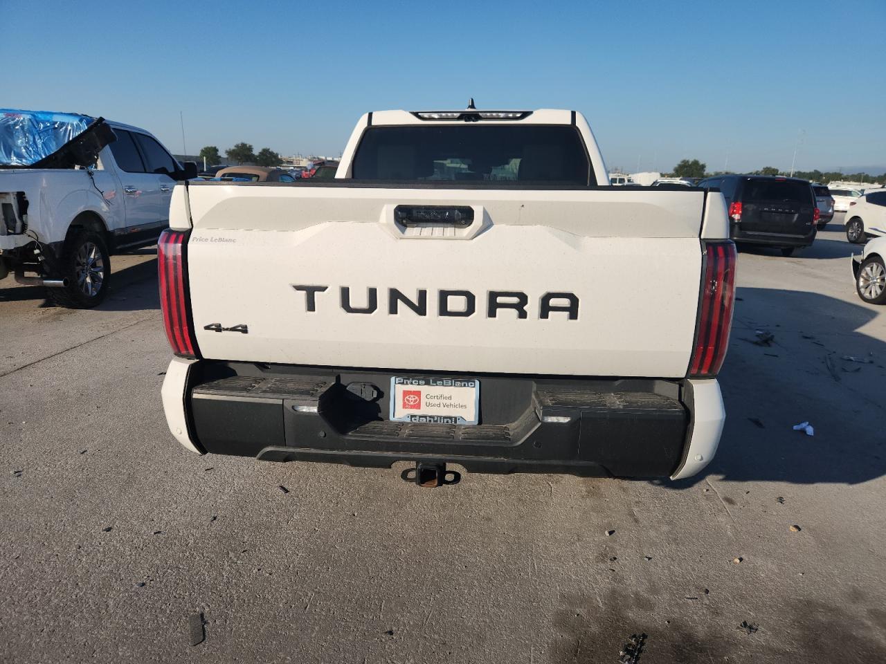 2024 Toyota Tundra Crewmax Limited - Фото 6