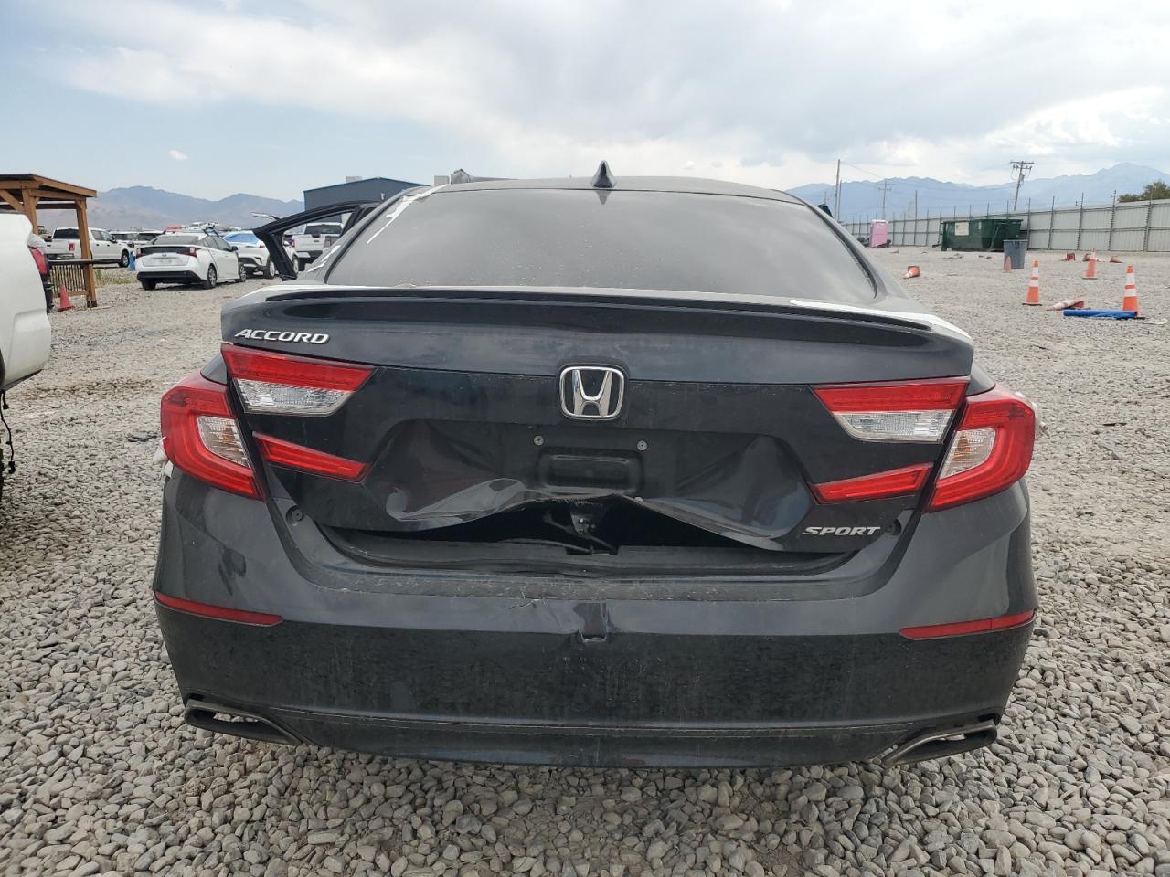 2022 Honda Accord Sport - Image 6