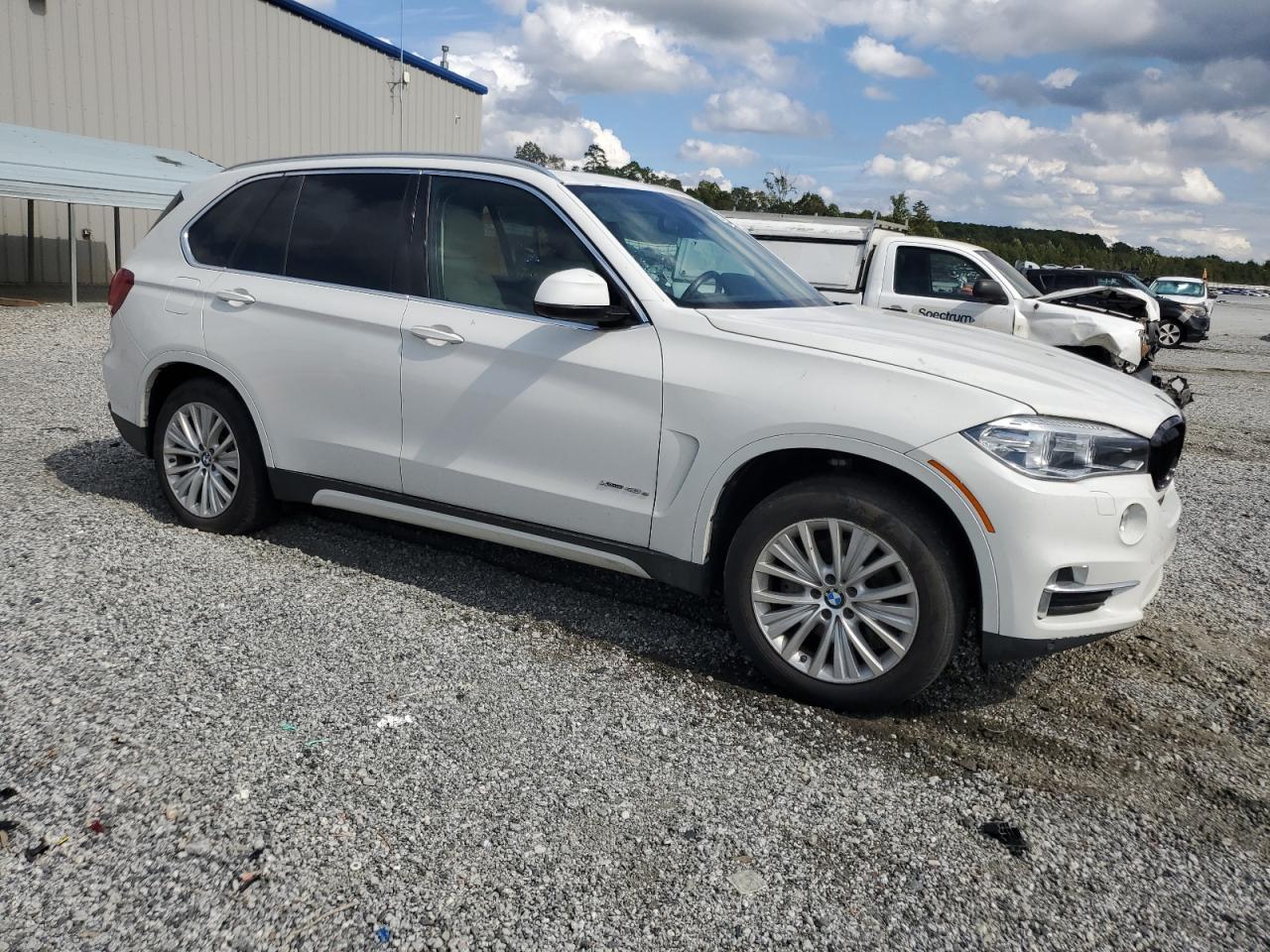 2016 BMW X5 Xdr40E - Фото 4
