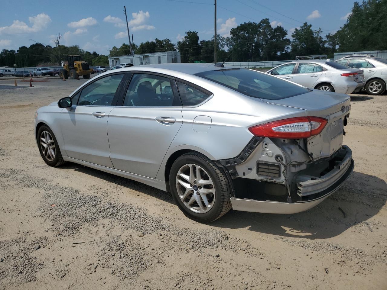 2016 Ford Fusion Se - Image 2