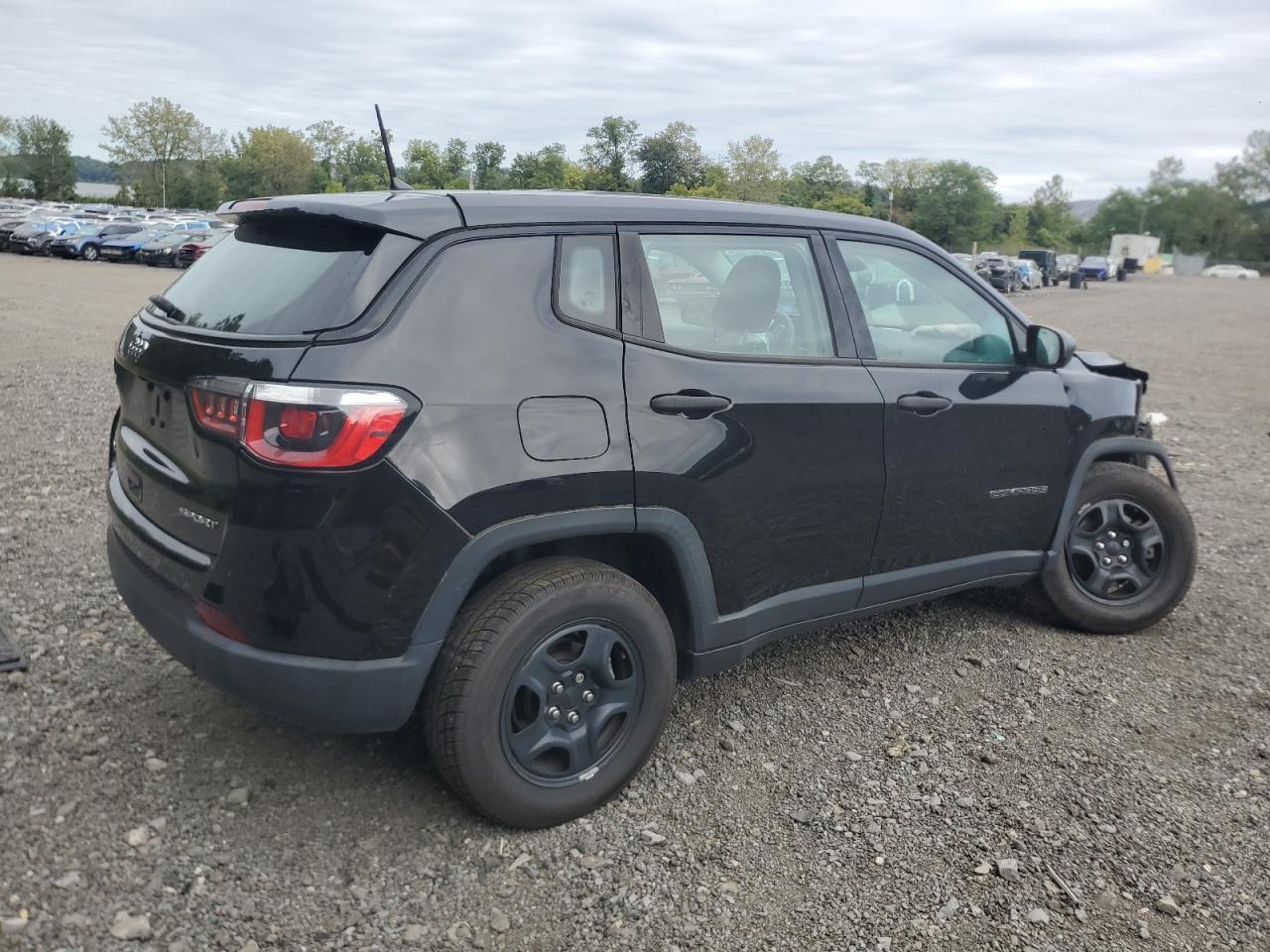 2018 Jeep Compass Sport - Фото 3