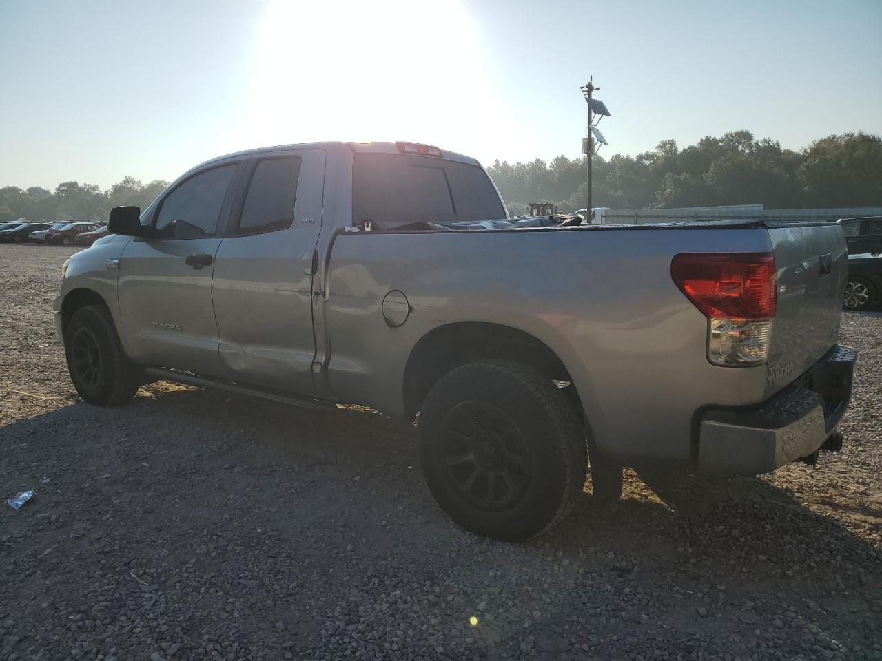 2013 Toyota Tundra Double Cab Sr5 - Фото 2