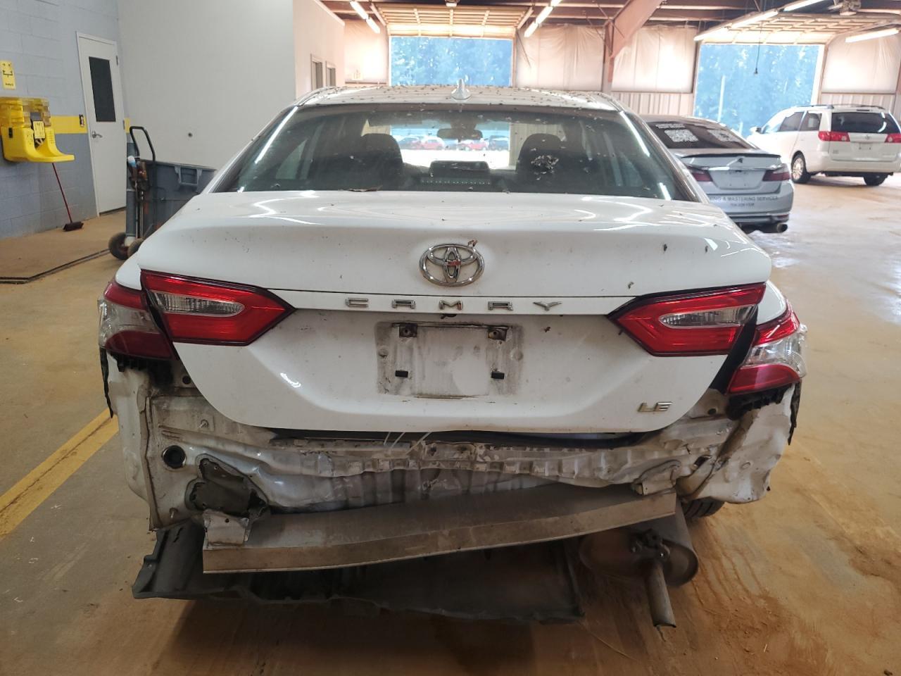 2019 Toyota Camry L - Фото 6