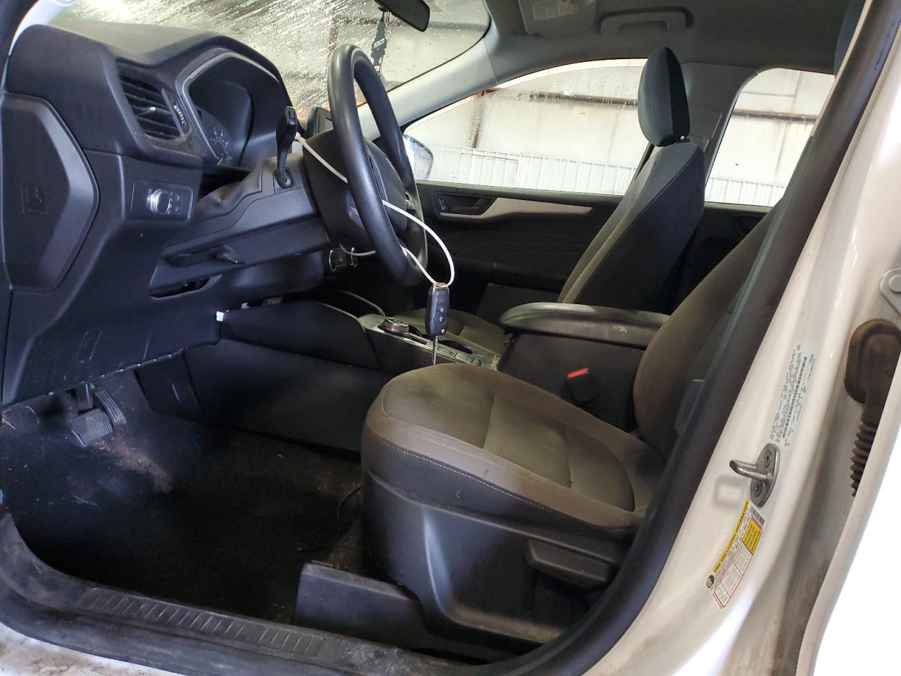 2022 Ford Escape S - Фото 7