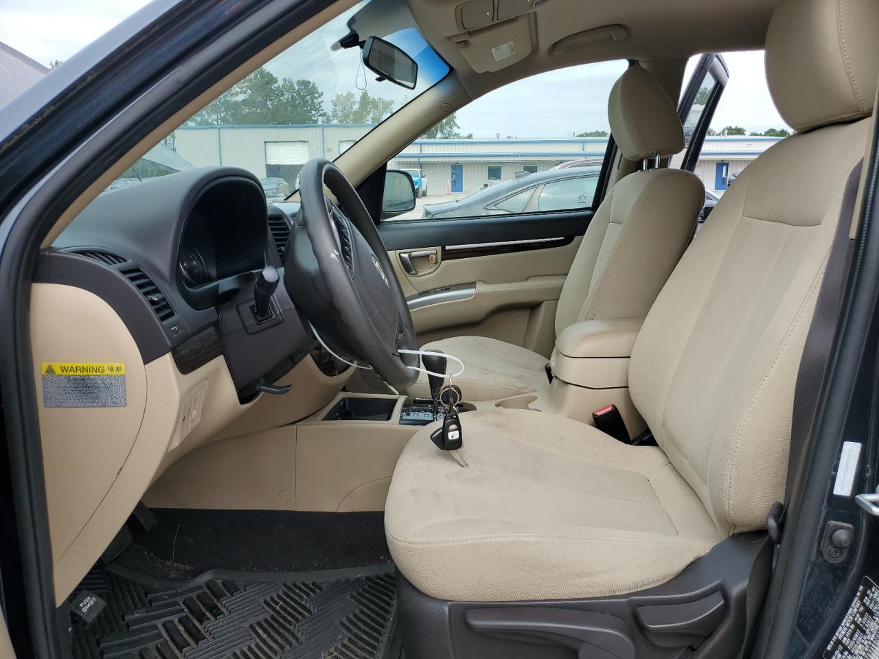 2012 Hyundai Santa Fe Gls - Image 7