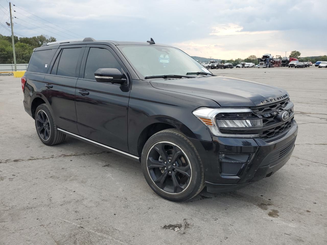 2022 Ford Expedition Limited - Фото 4