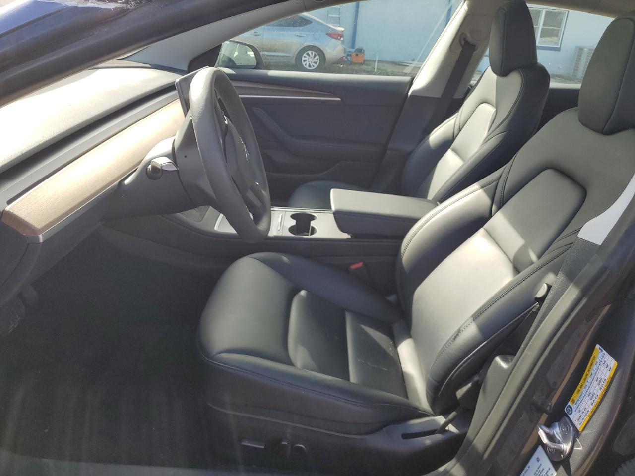 2023 Tesla Model 3 - Фото 7
