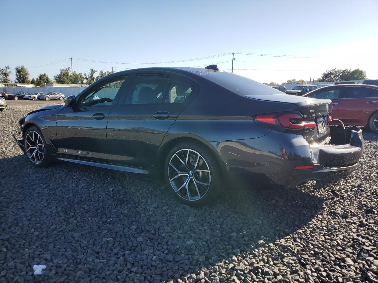 2022 BMW 540 Xi - Фото 2
