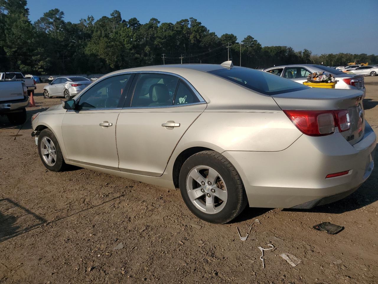 2013 Chevrolet Malibu 1Lt - Фото 2