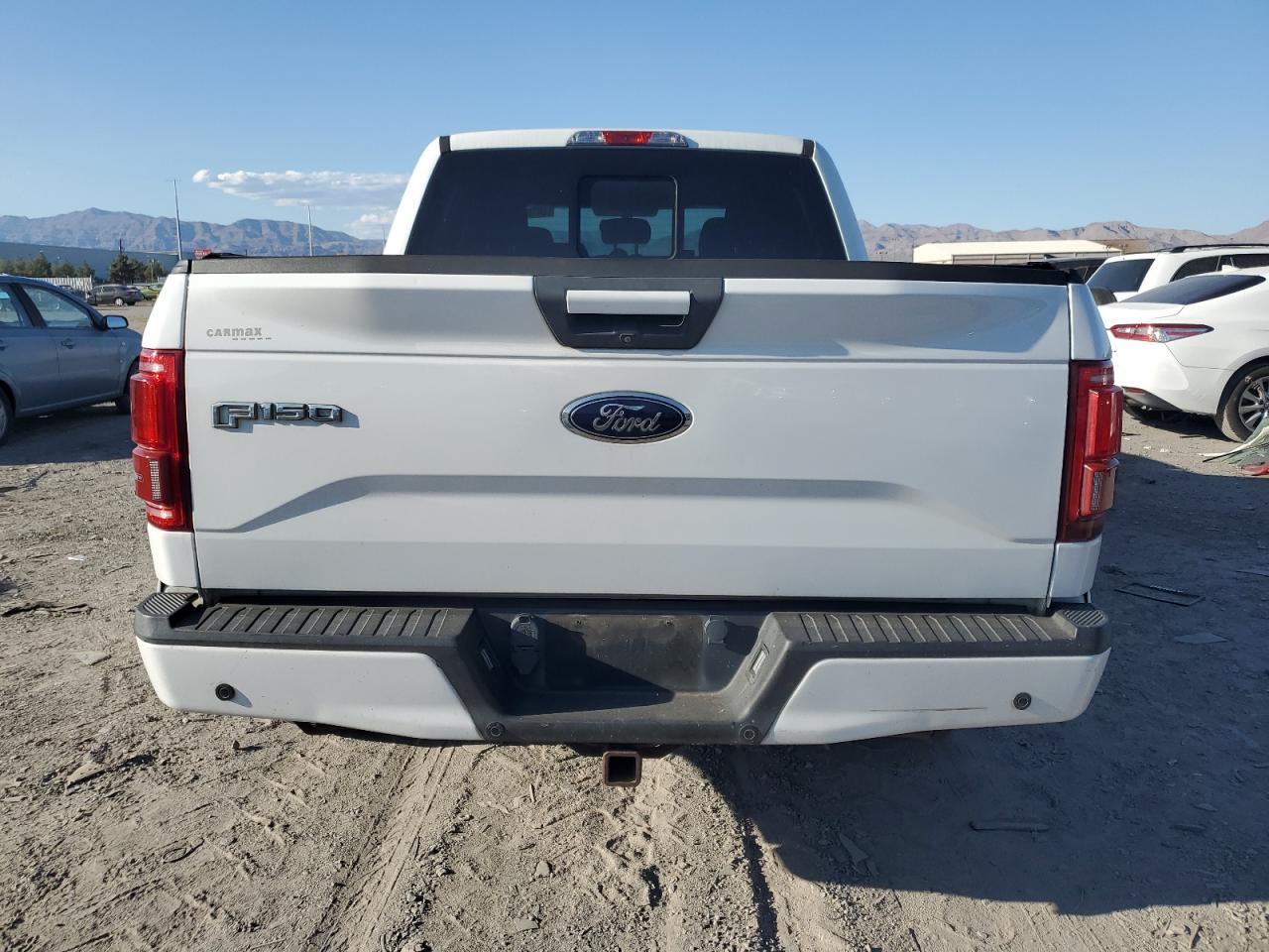 2015 Ford F150 Supercrew - Фото 6