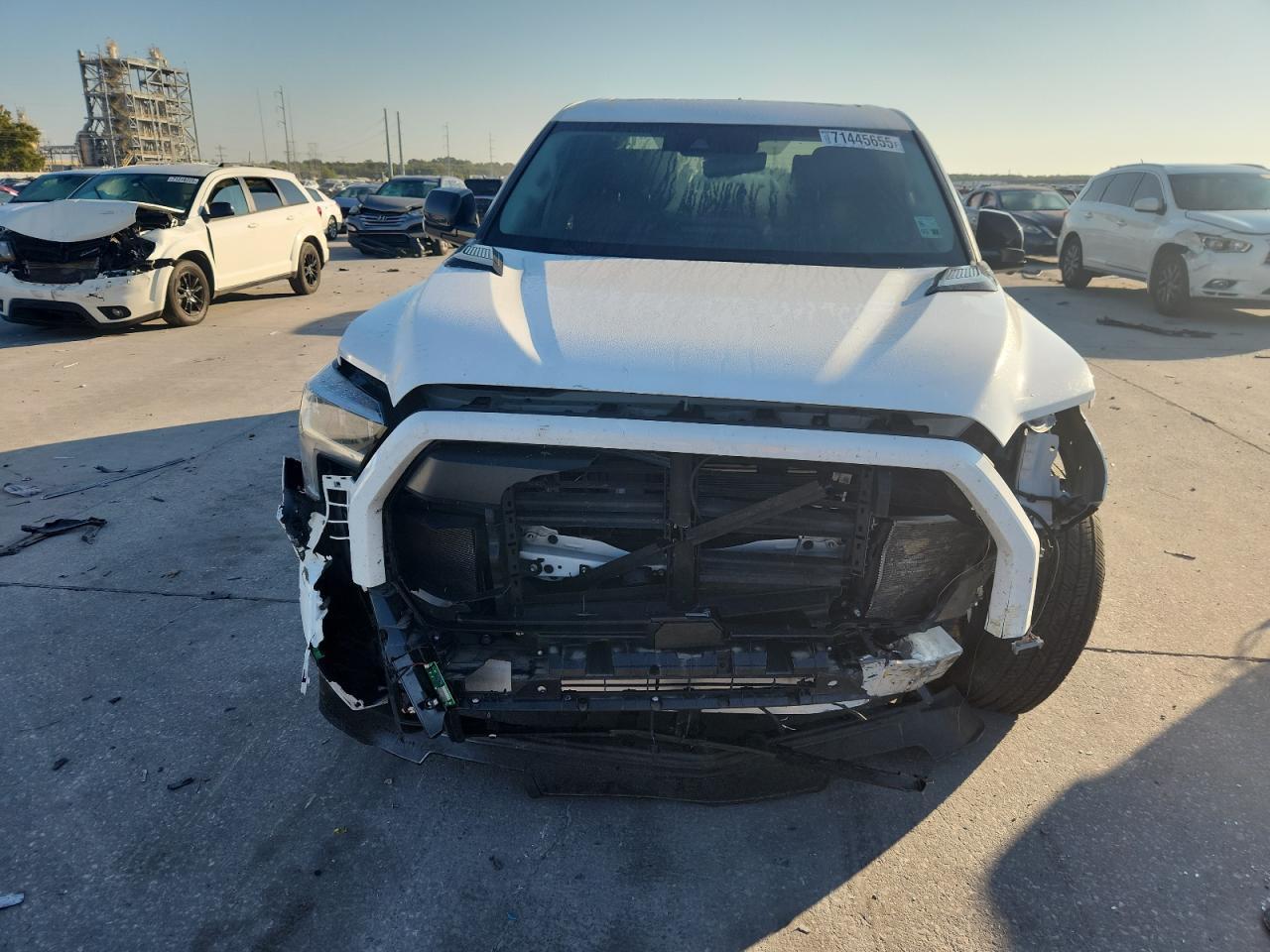 2024 Toyota Tundra Crewmax Limited - Фото 5