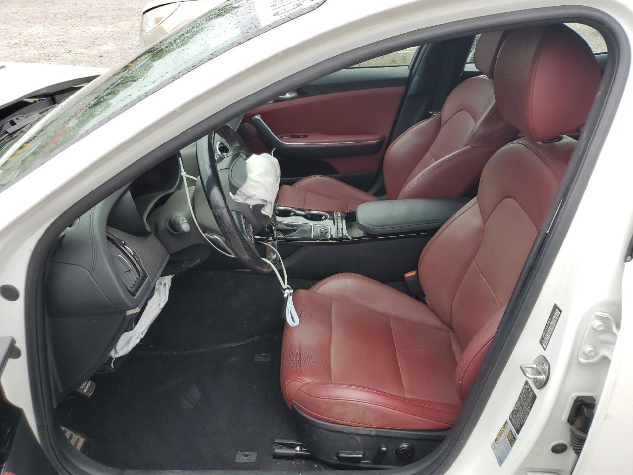 2020 Kia Stinger - Image 7