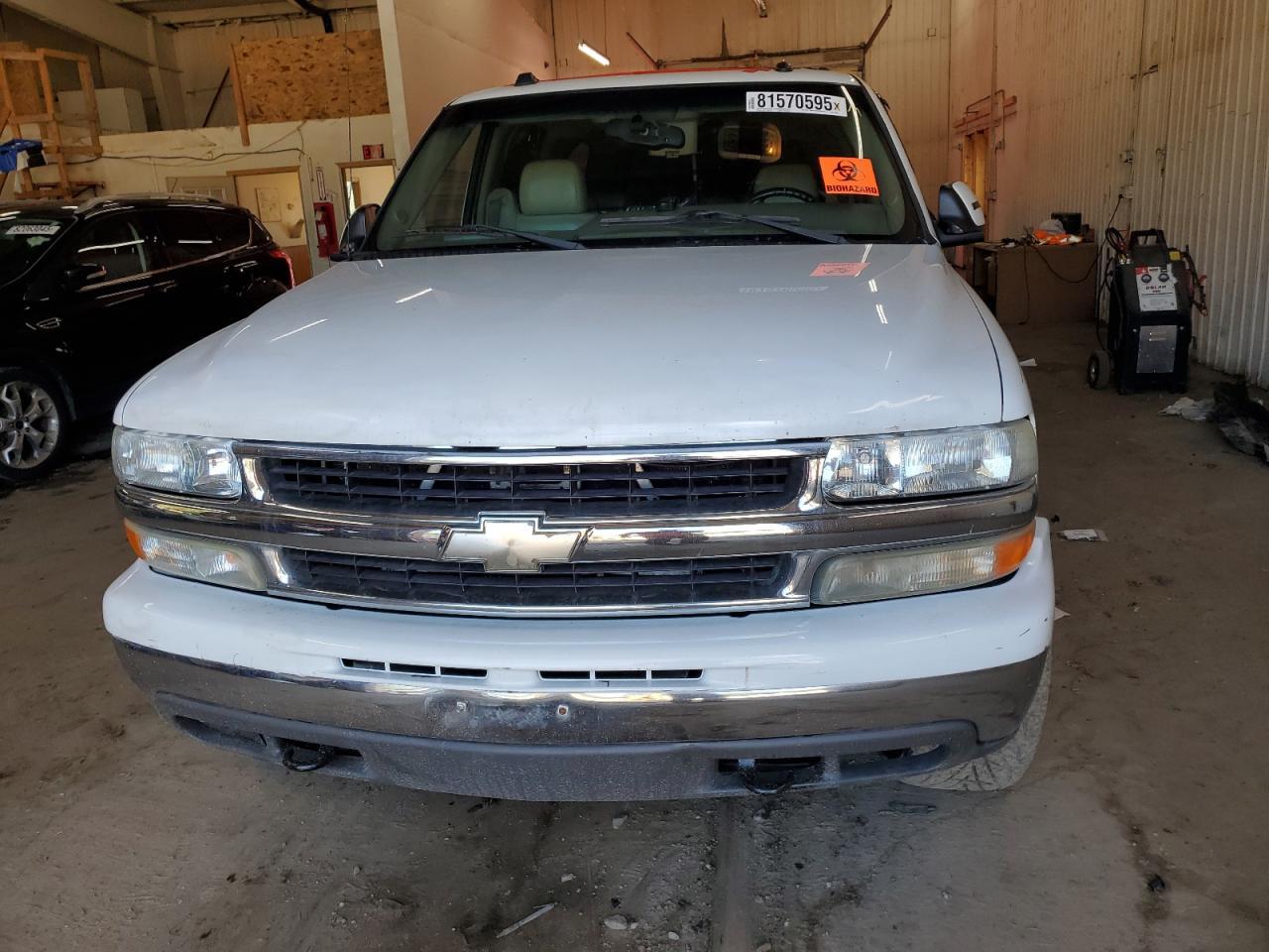 2000 Chevrolet Suburban K1500 - Фото 5