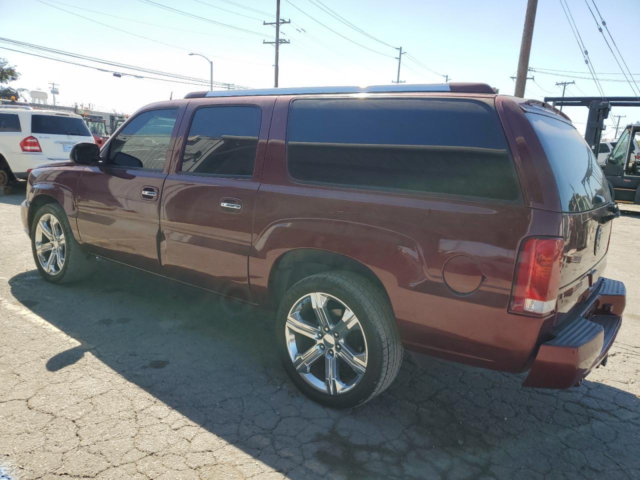 2005 Cadillac Escalade Esv - Image 2