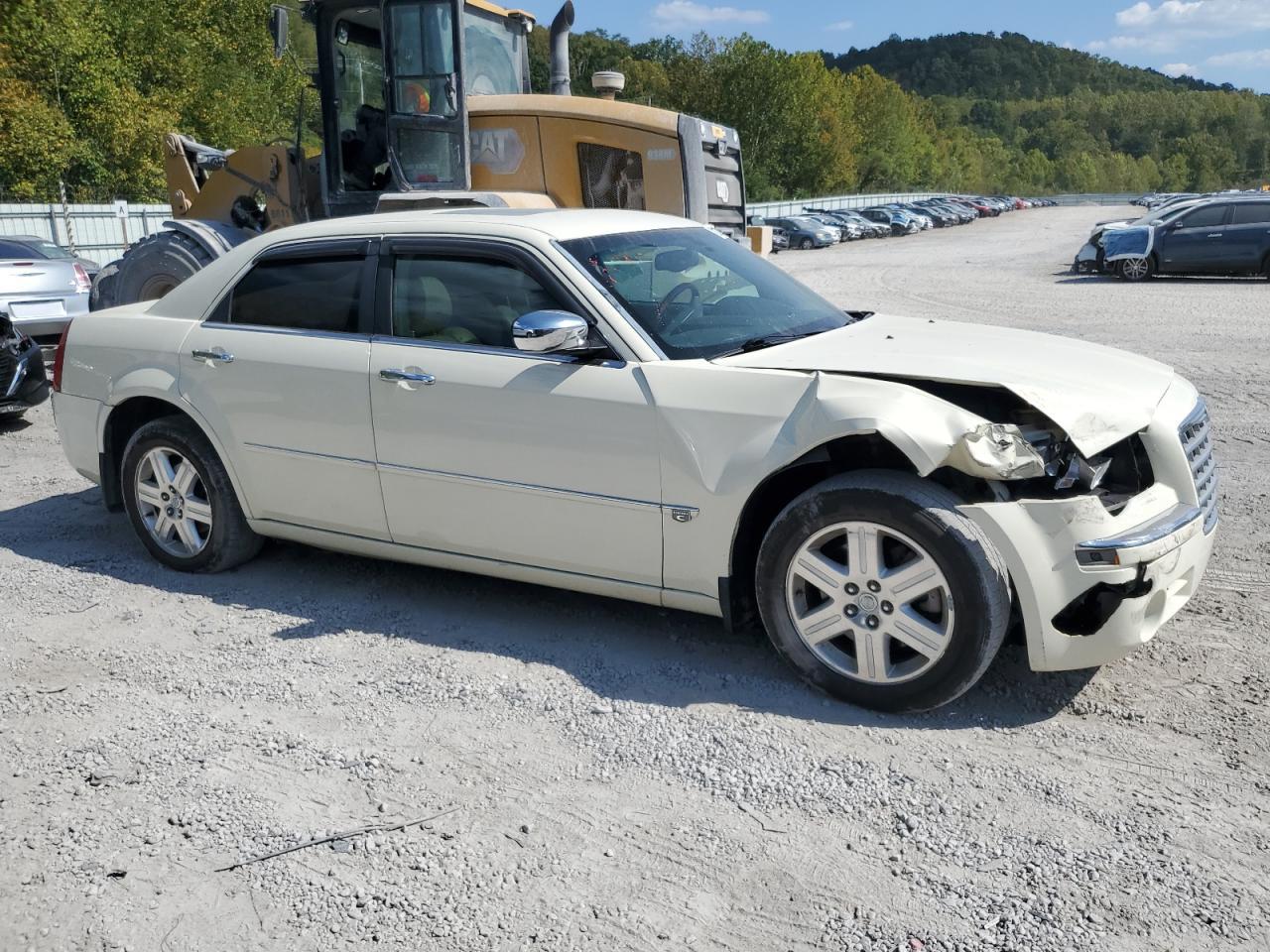 2005 Chrysler 300C - Фото 4