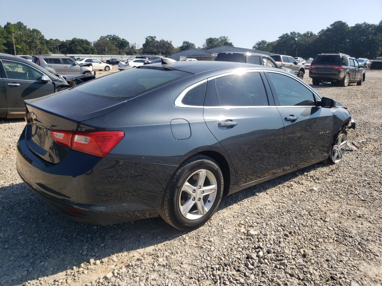 2019 Chevrolet Malibu Ls - Image 3