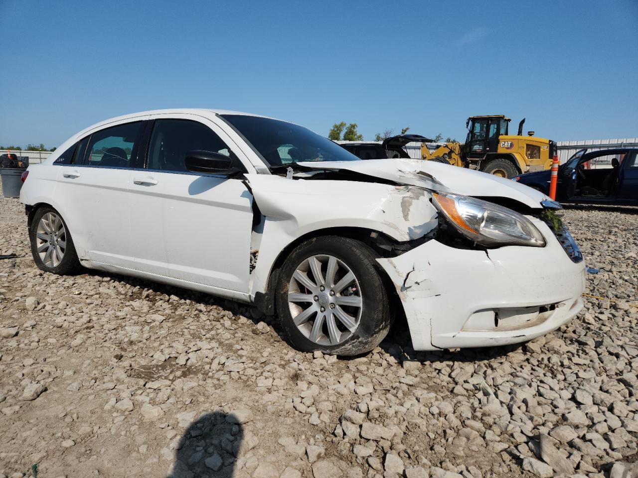 2013 Chrysler 200 Touring - Фото 4