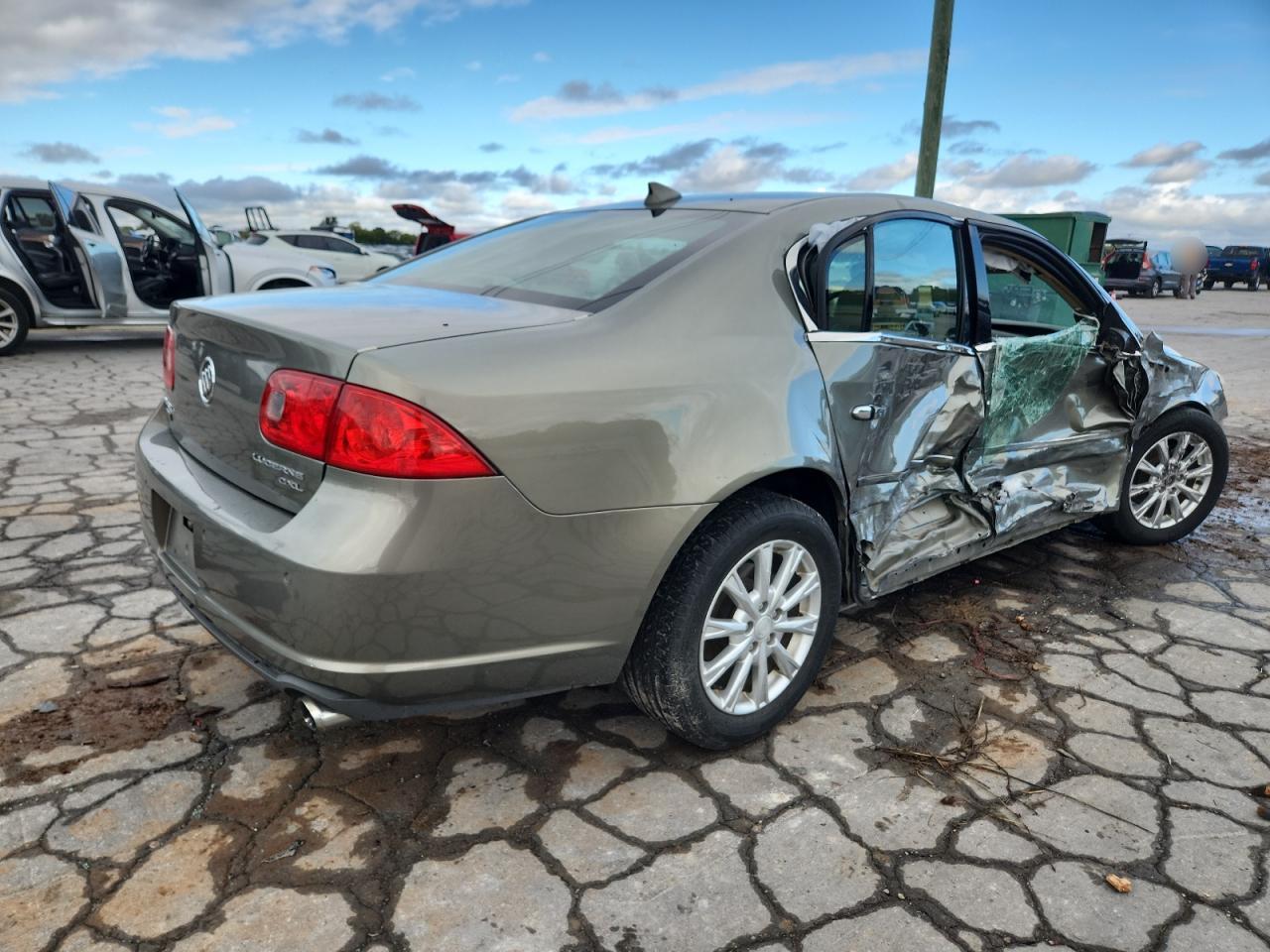 2011 Buick Lucerne Cxl - Фото 3