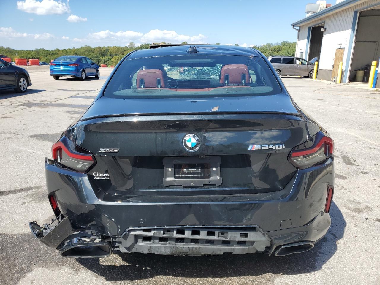 2025 BMW M240Xi - Фото 6