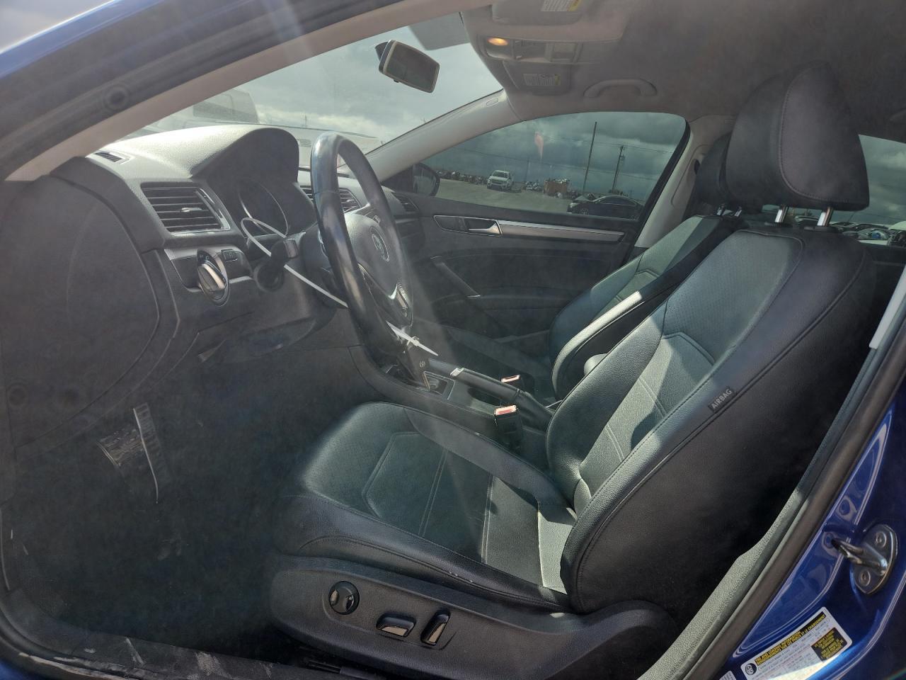 2017 Volkswagen Passat R-Line - Фото 7