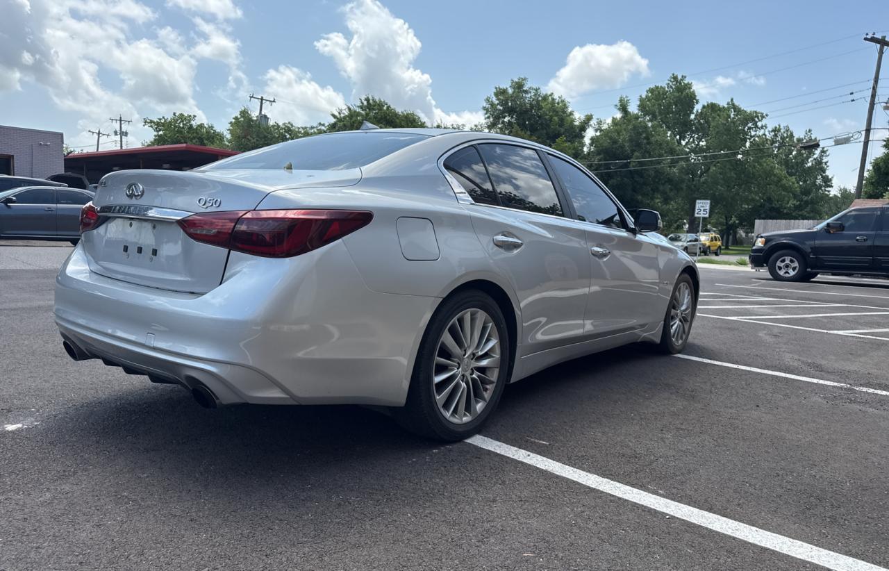 2018 Infiniti Q50 Luxe - Image 4