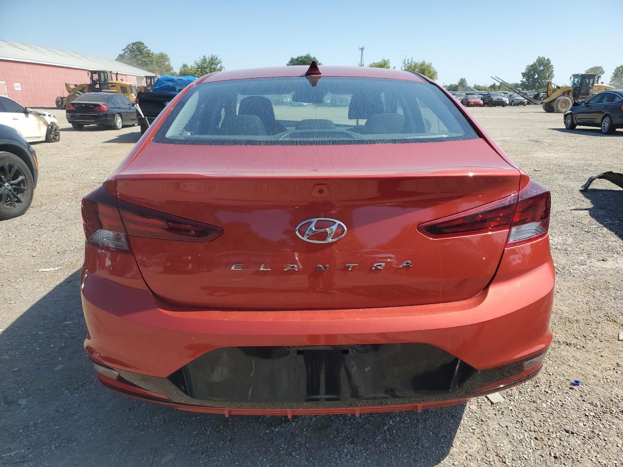 2020 Hyundai Elantra Sel - Фото 6