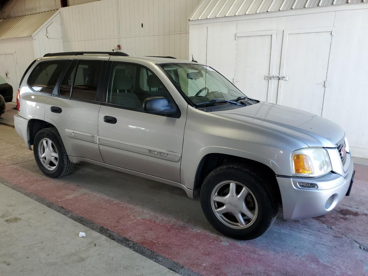 2005 GMC Envoy - Image 4
