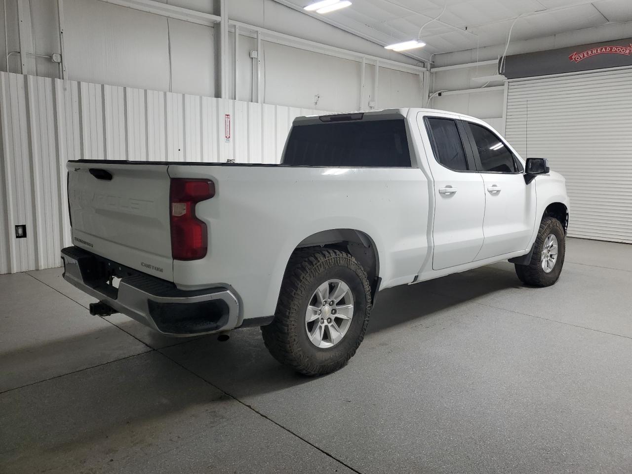 2020 Chevrolet Silverado K1500 Lt - Фото 3