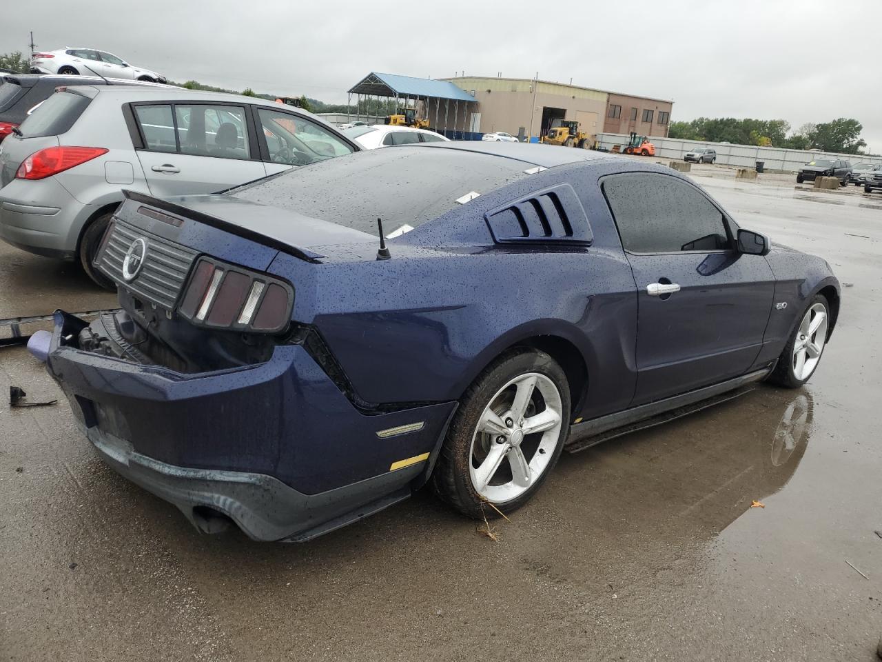 2011 Ford Mustang Gt - Фото 3