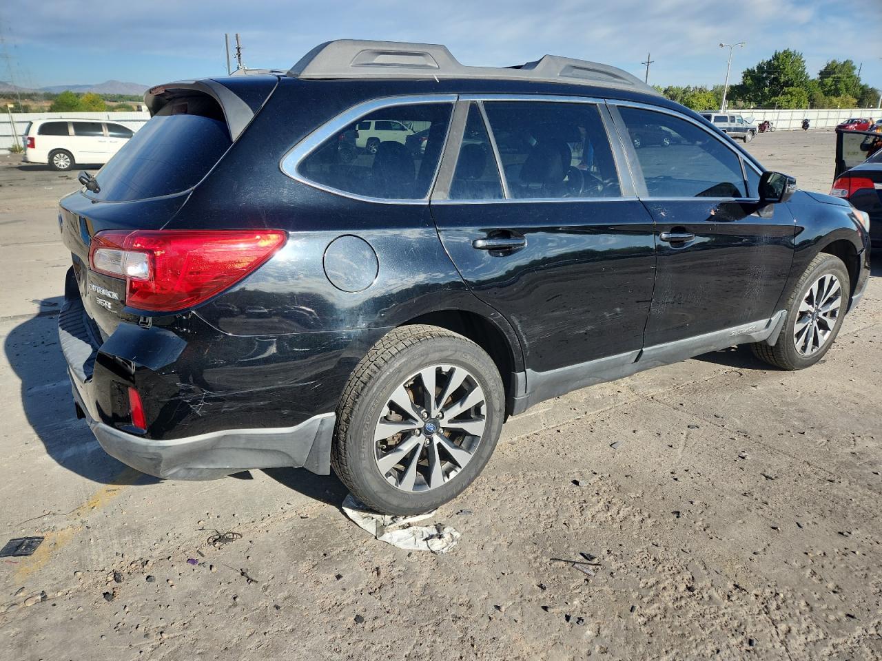 2015 Subaru Outback 3.6R Limited - Фото 3