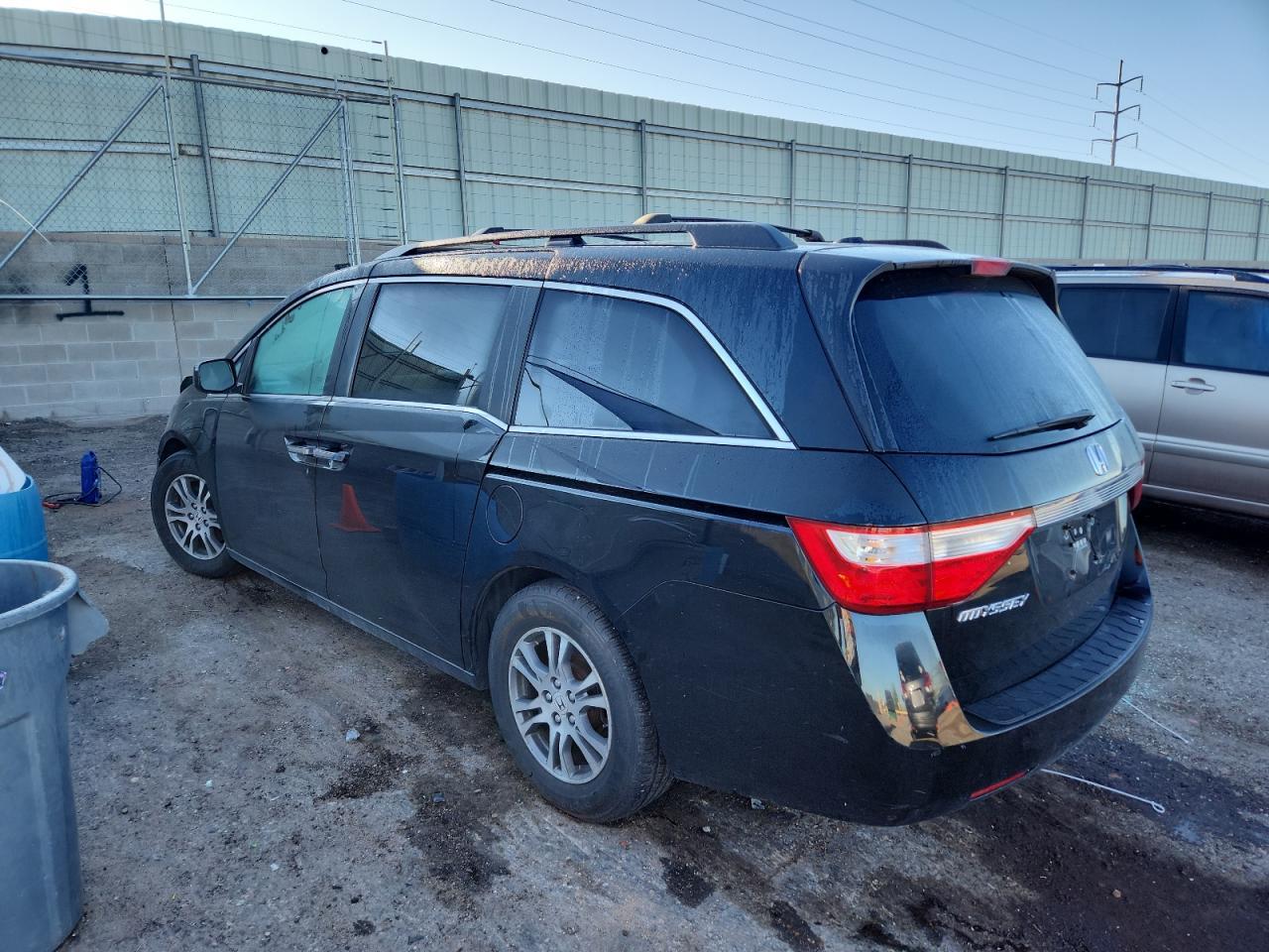 2013 Honda Odyssey Exl - Фото 2