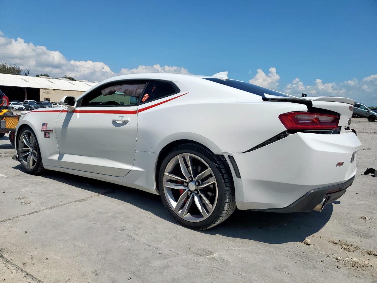 2016 Chevrolet Camaro Lt - Фото 2