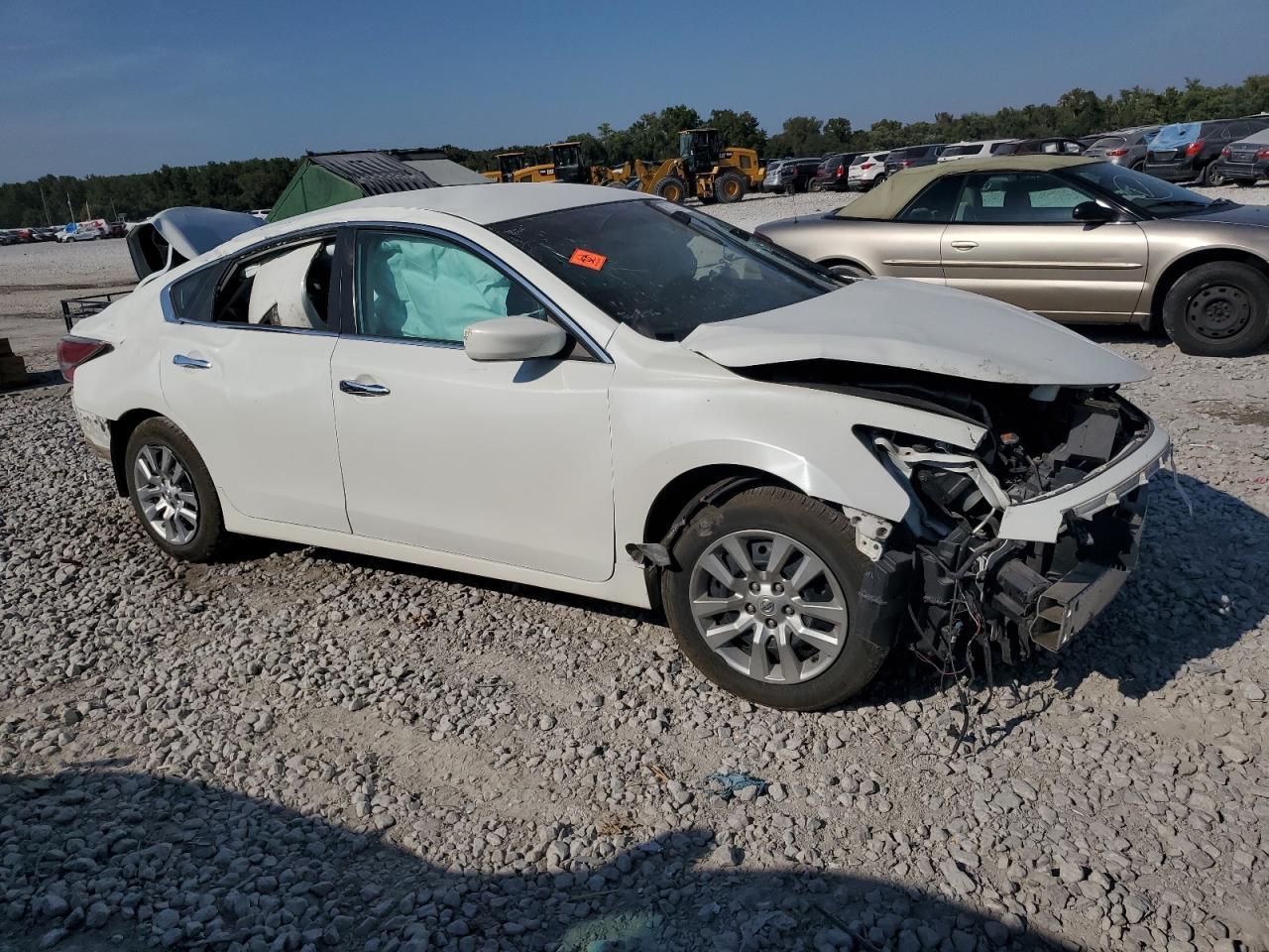 2015 Nissan Altima 2.5 - Image 4