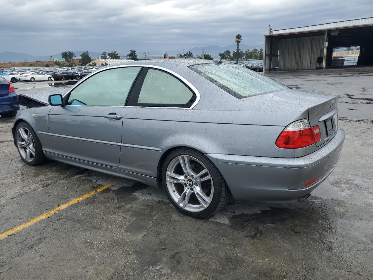 2004 BMW 325 Ci - Image 2