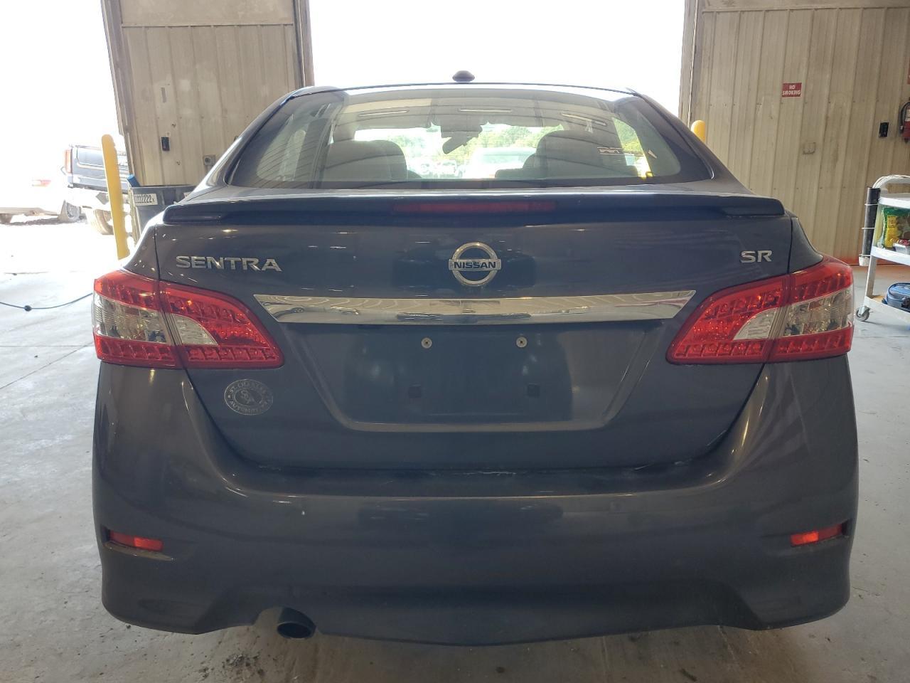 2015 Nissan Sentra S - Фото 6
