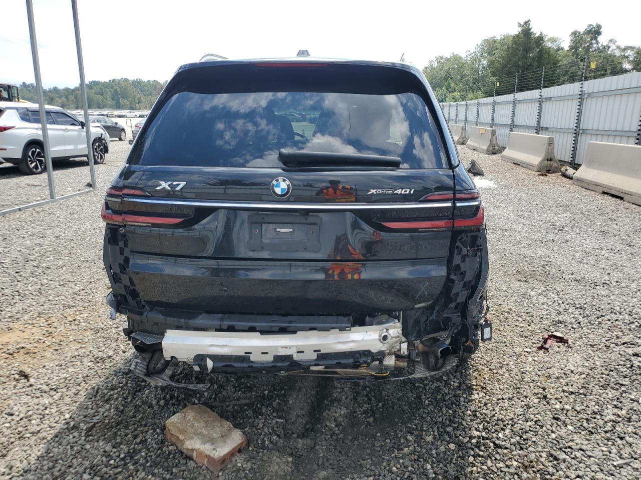 2023 BMW X7 xDrive40I - Image 6