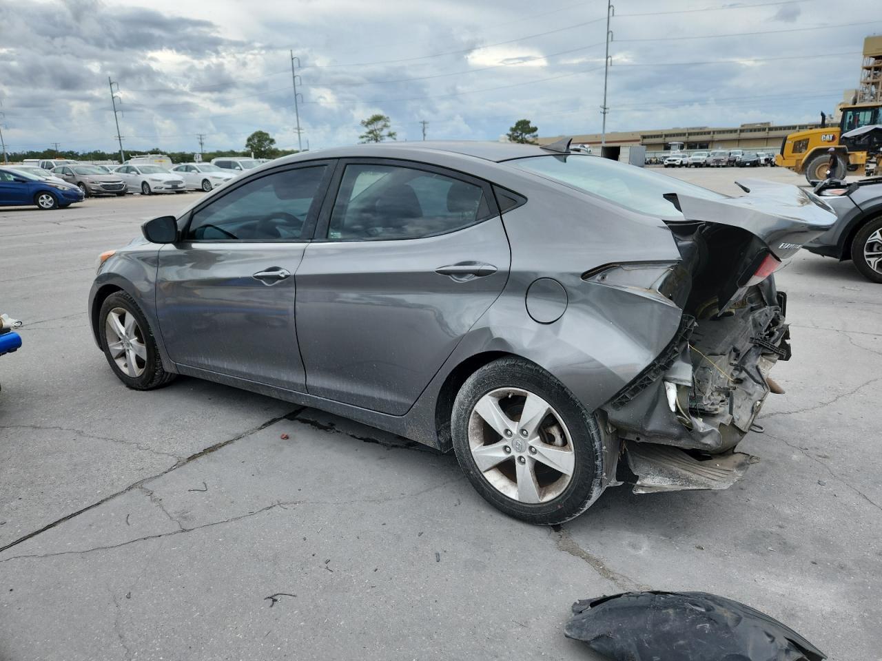 2013 Hyundai Elantra Gls - Image 2