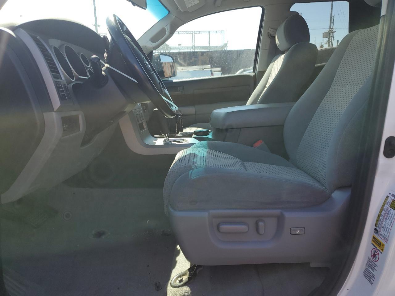 2010 Toyota Tundra Double Cab Sr5 - Image 7