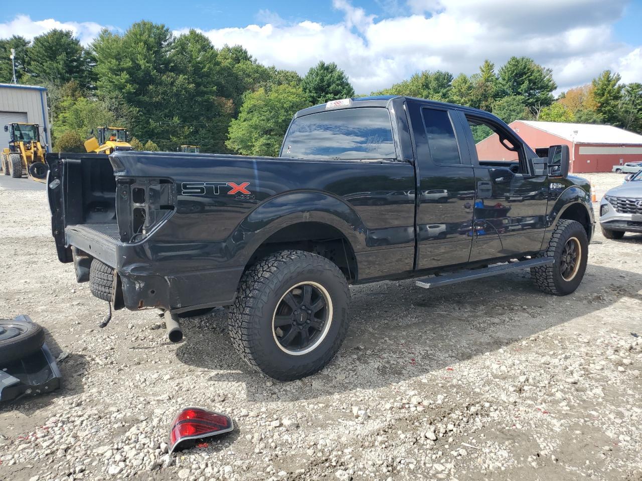 2013 Ford F150 Super Cab - Фото 3
