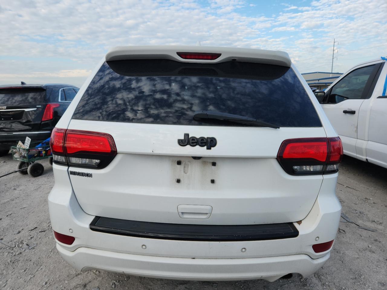 2017 Jeep Grand Cherokee Laredo - Фото 6