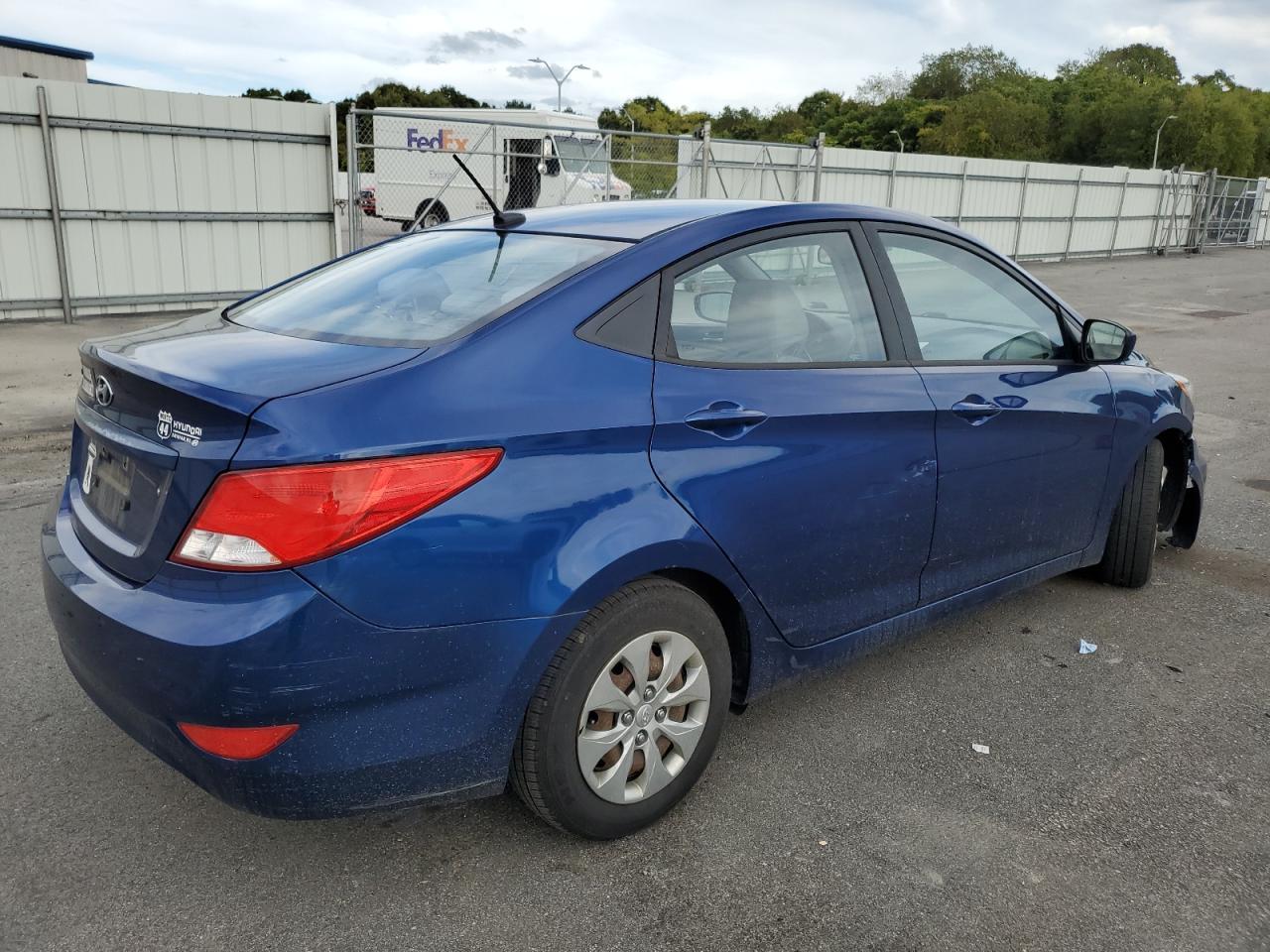 2016 Hyundai Accent Se - Фото 3