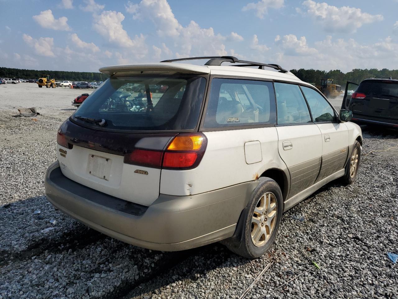 2000 Subaru Legacy Outback Limited - Image 3